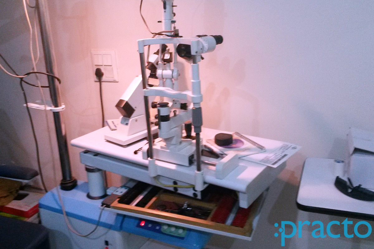 Services at Singh's Eye Centre Sector 60 Mohali