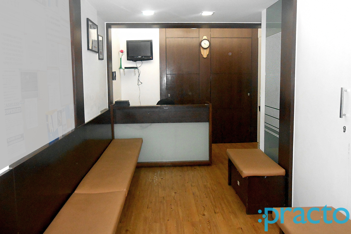 Waiting Area at Unique Hospital & Polyclinic Andheri West Mumbai