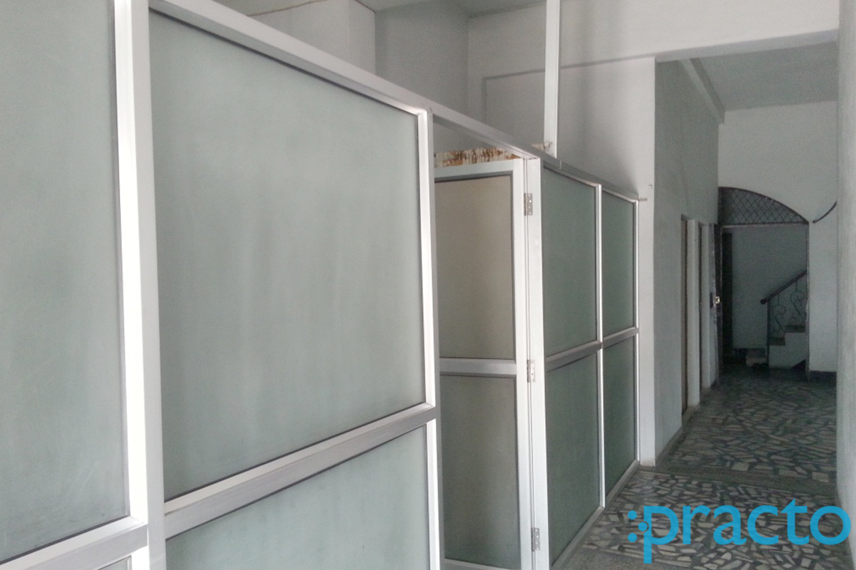 Entrance at Dr. A.K. Maheshwari Clinic Allahabad Allahabad