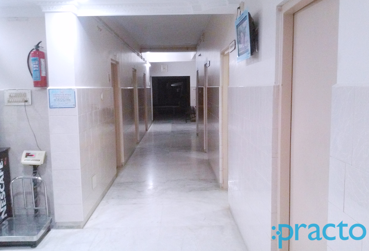 Entrance at Mowthi Nursing Home Vadavalli Coimbatore