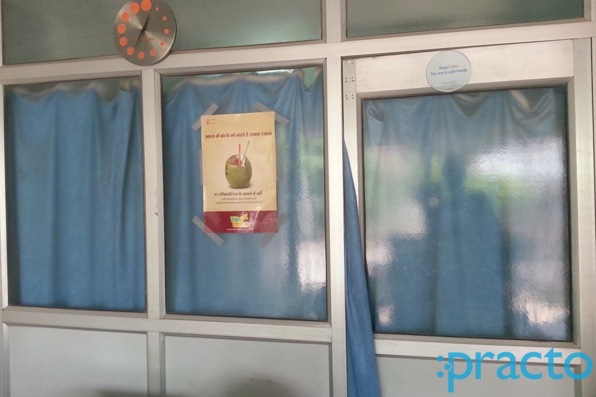 Entrance at Image Plastic Surgery Clinic George Town Allahabad