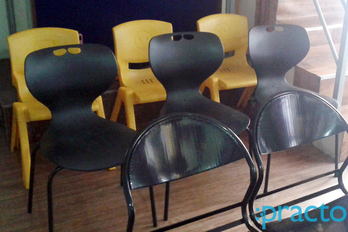 Waiting Area at Antarang Digniostics Canada Corner Nashik