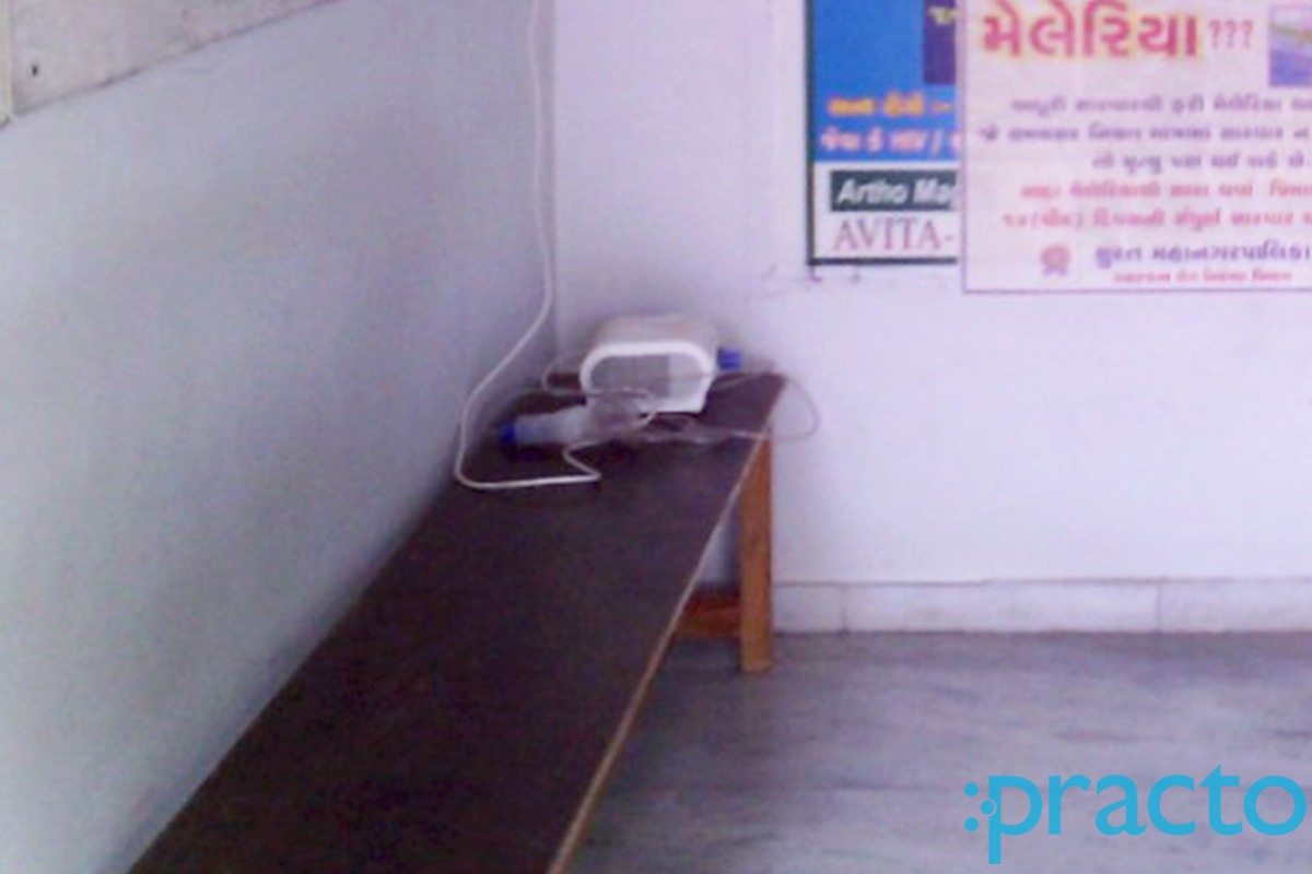 Waiting Area at Shri Krishna Clinic Sarthana Jakatnaka Surat