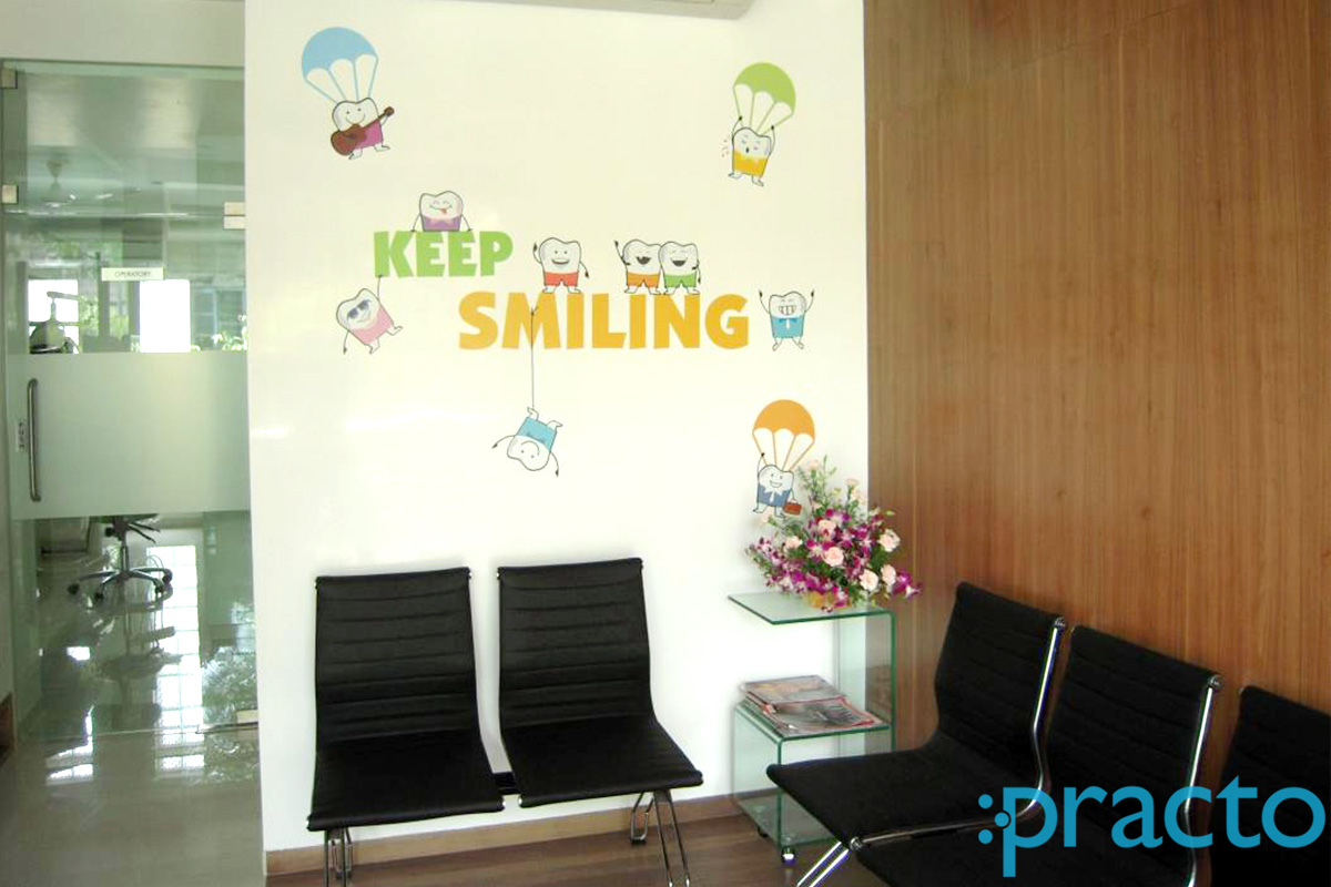 Waiting Area at Dr. Shailesh Deshmukh Orthodontic Center Kothrud Pune