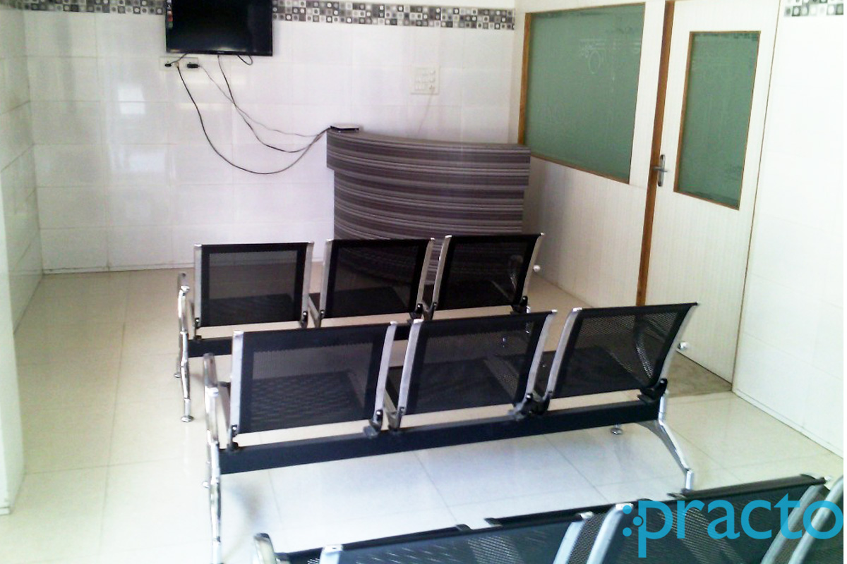 Borad Dental Clinic Sarthana Jakatnaka Surat