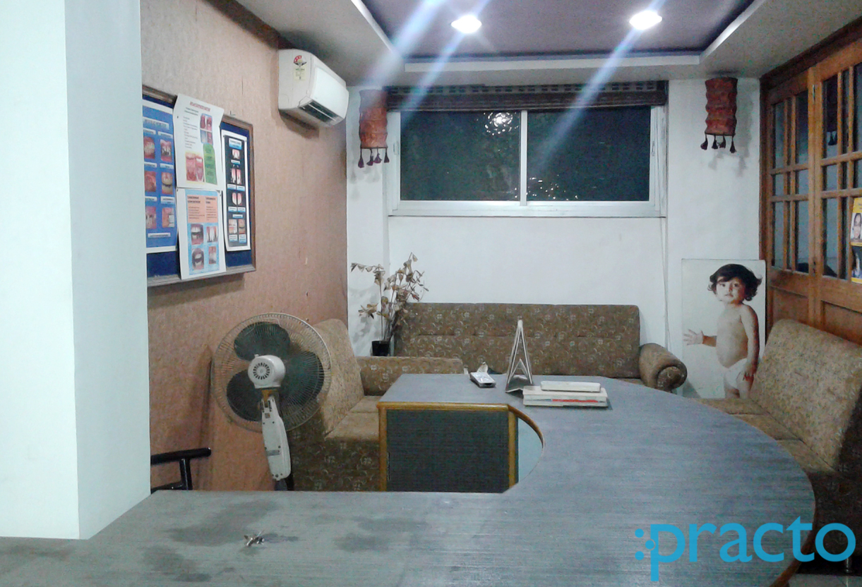 Reception at Smile Dental Health Care Clinic Birhana Lucknow