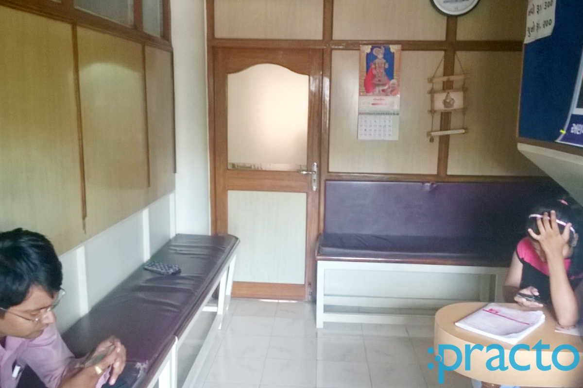 Waiting Area at Shubham Skin Cosmetic And Laser Center Varachha Road Surat