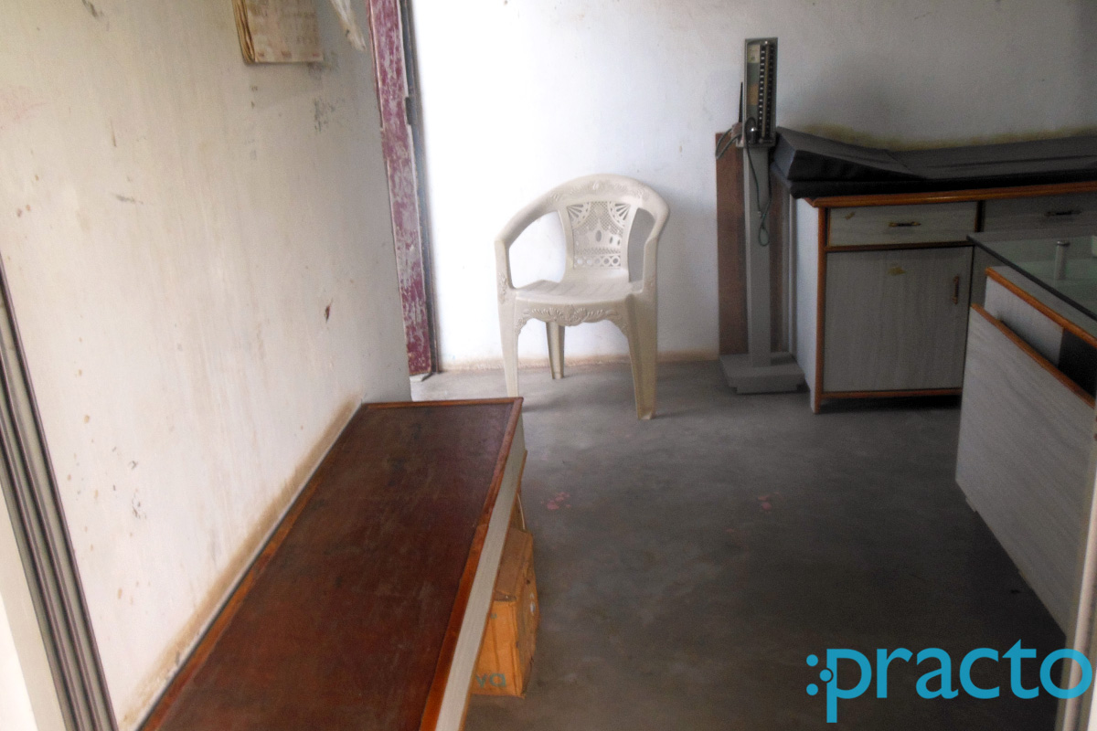 Waiting Area at Geet Clinic Danteshwar Vadodara
