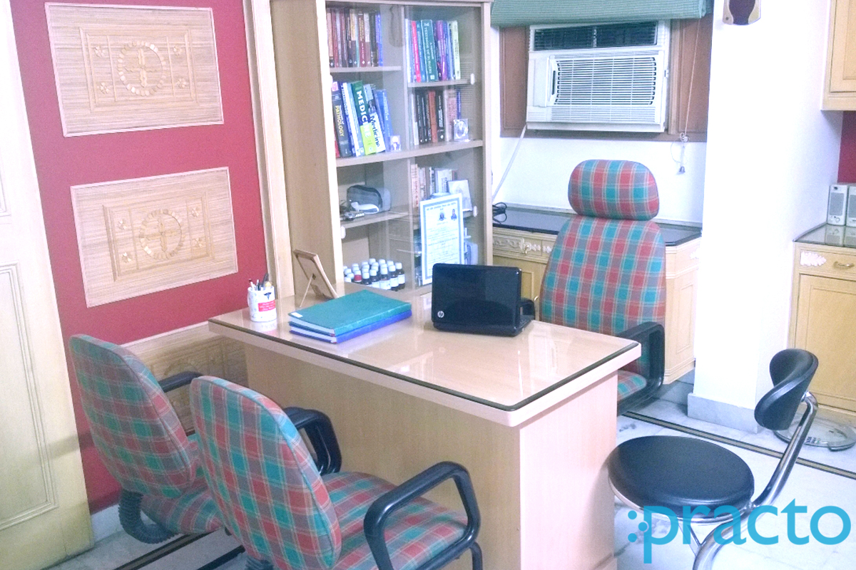 OPD/Ward at Dr. Sneha's Homeopathic Clinic Dwarka Delhi