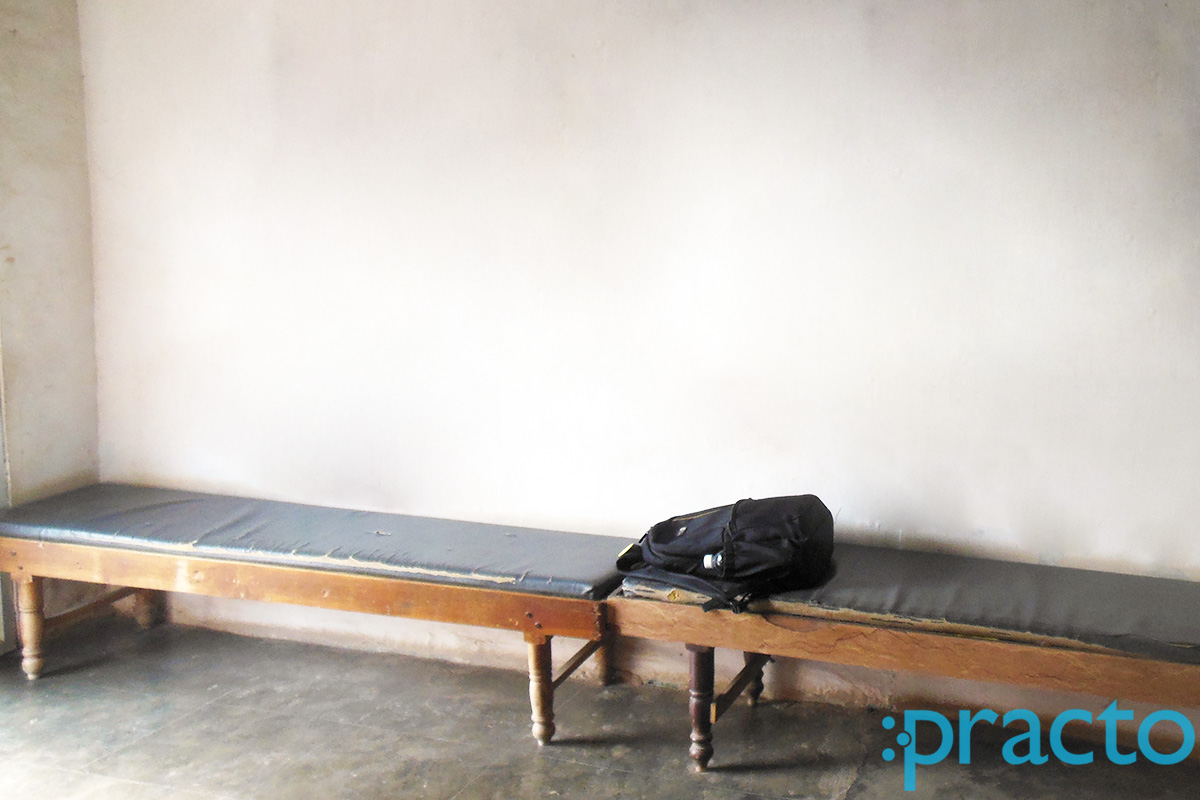 Waiting Area at Shreeji Clinic Danteshwar Vadodara