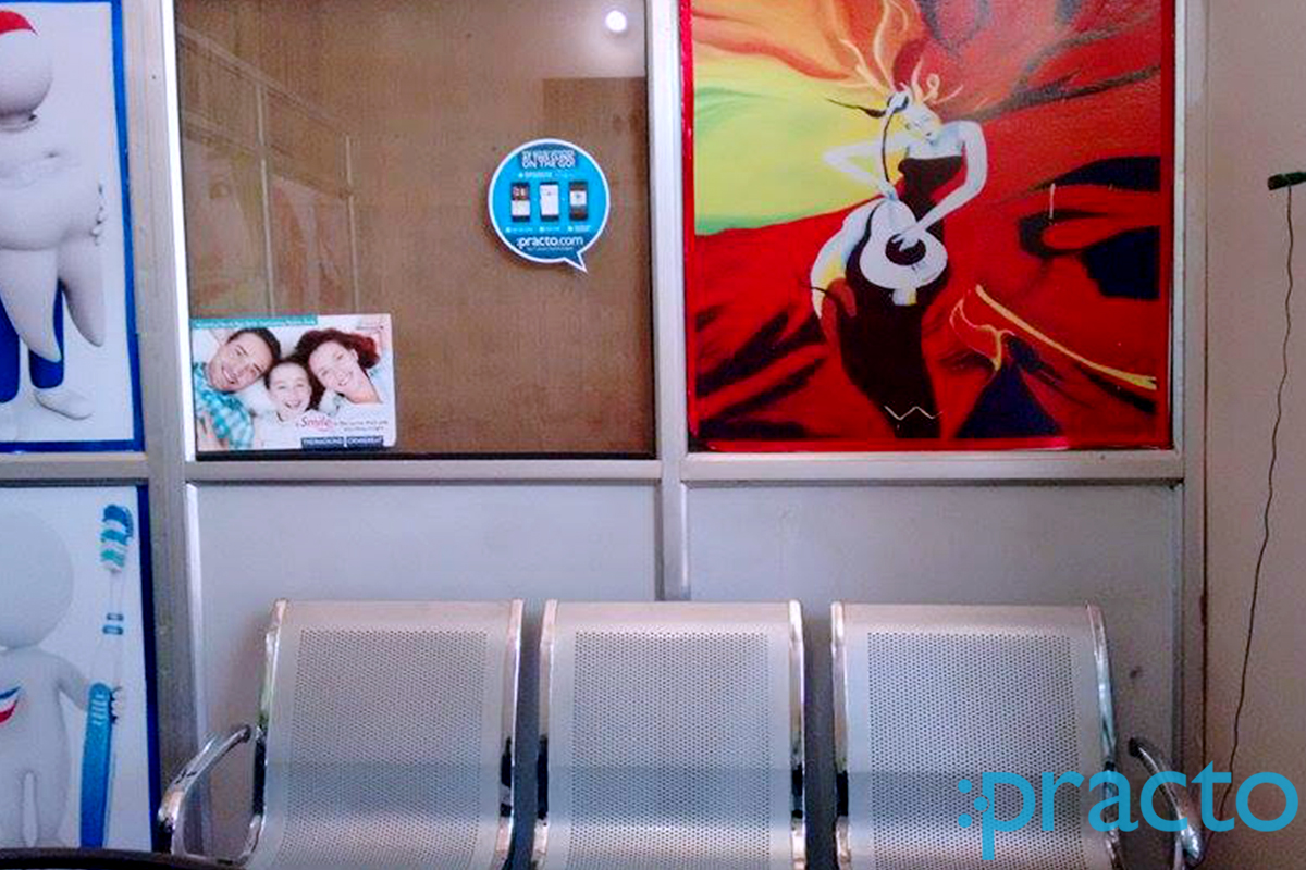 Waiting Area at Smilecare Dental & Implant Centre Murlipura Jaipur