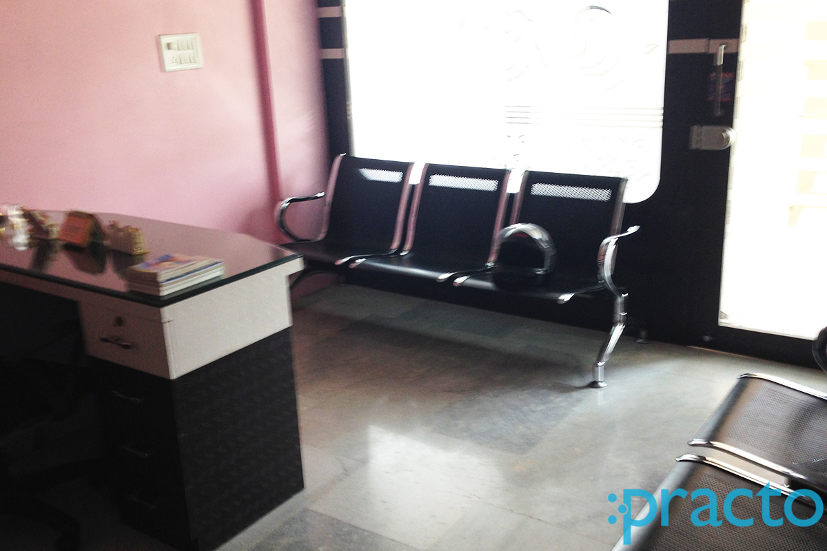 Waiting Area at Smit Dental Clinic Manjalpur Vadodara