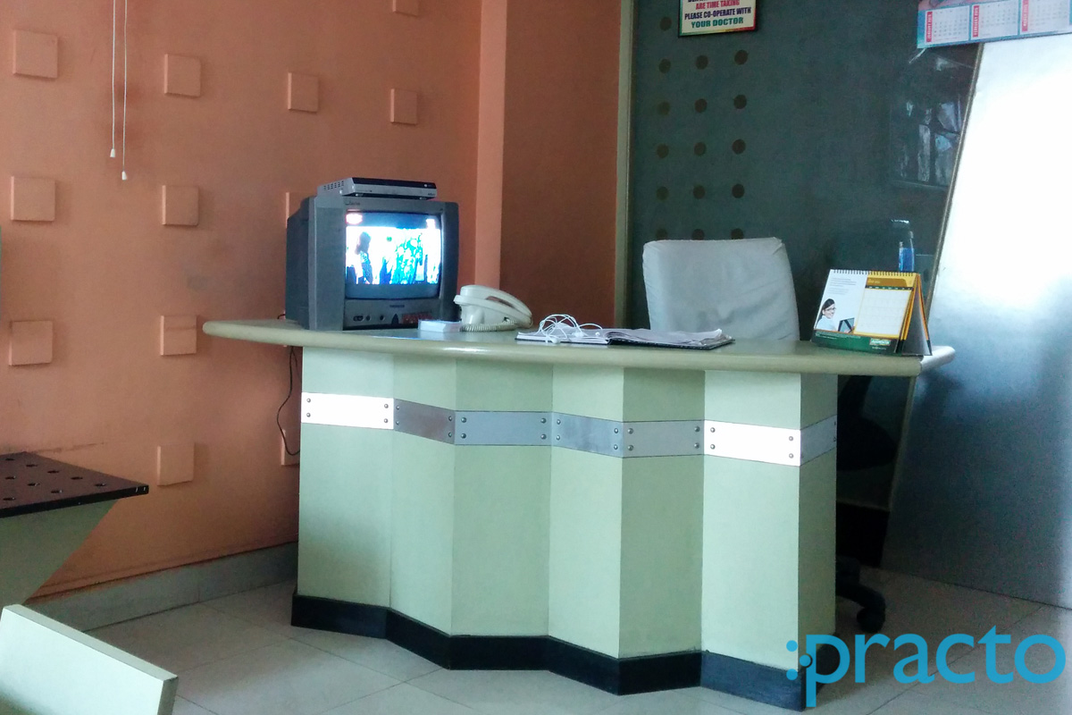 Reception at Straight 32 The Dental Clinic Karkhana Hyderabad