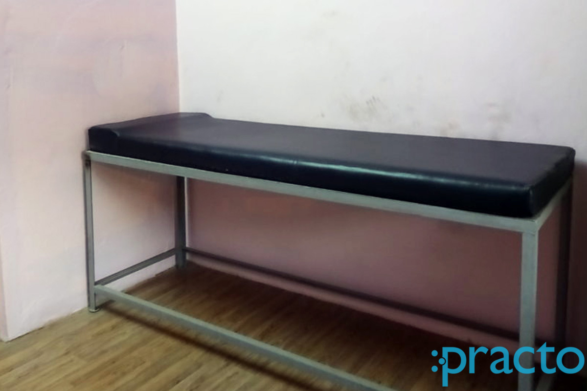 Waiting Area at Gyatri Ayurved Chikitsa Awem Parmarsh Kendra Murlipura Jaipur