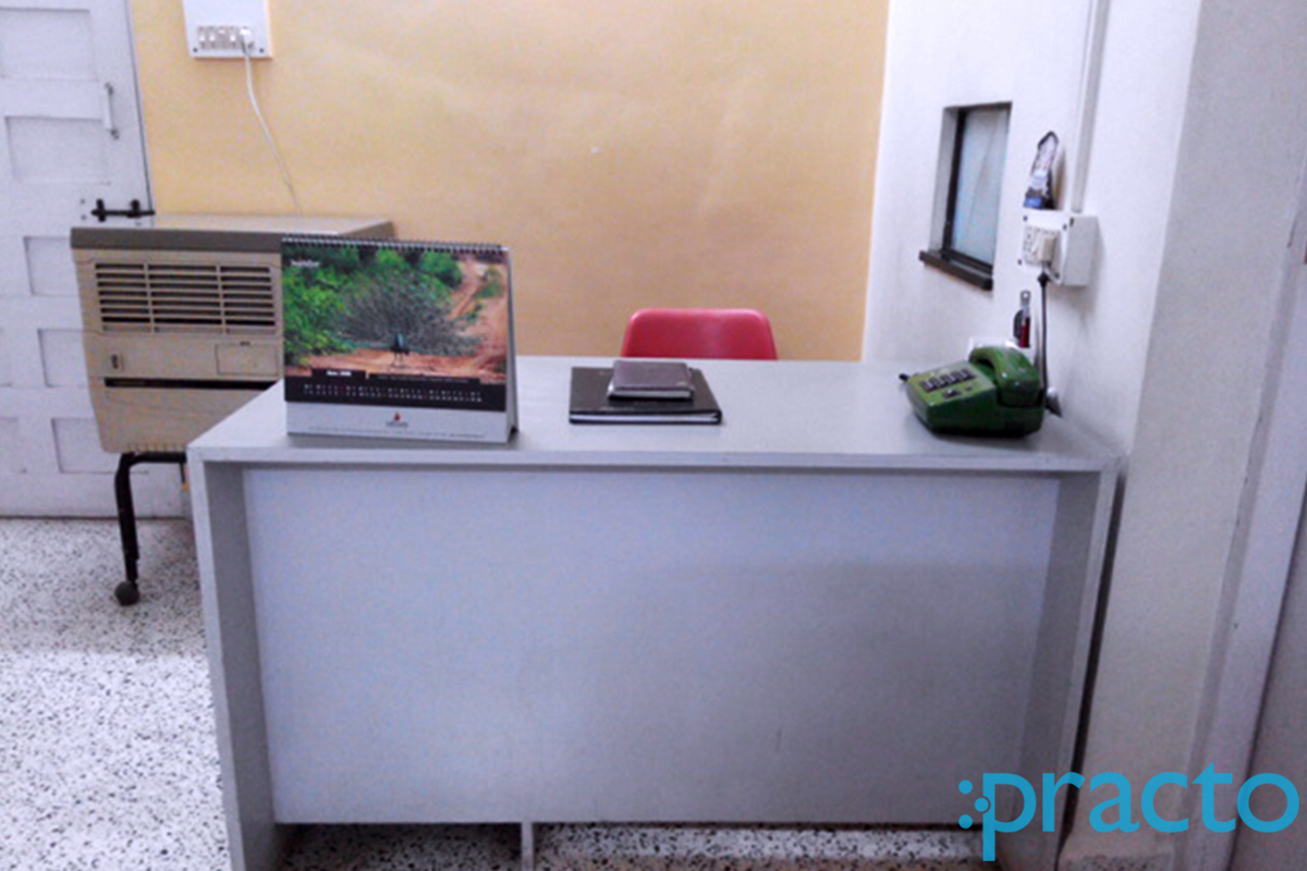 Reception at Dr. Monica Mahajan Dental Clinic Karve Nagar Pune
