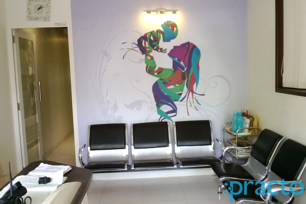 Waiting Area at Dr. Kanade Stree Clinic Erandwane Pune