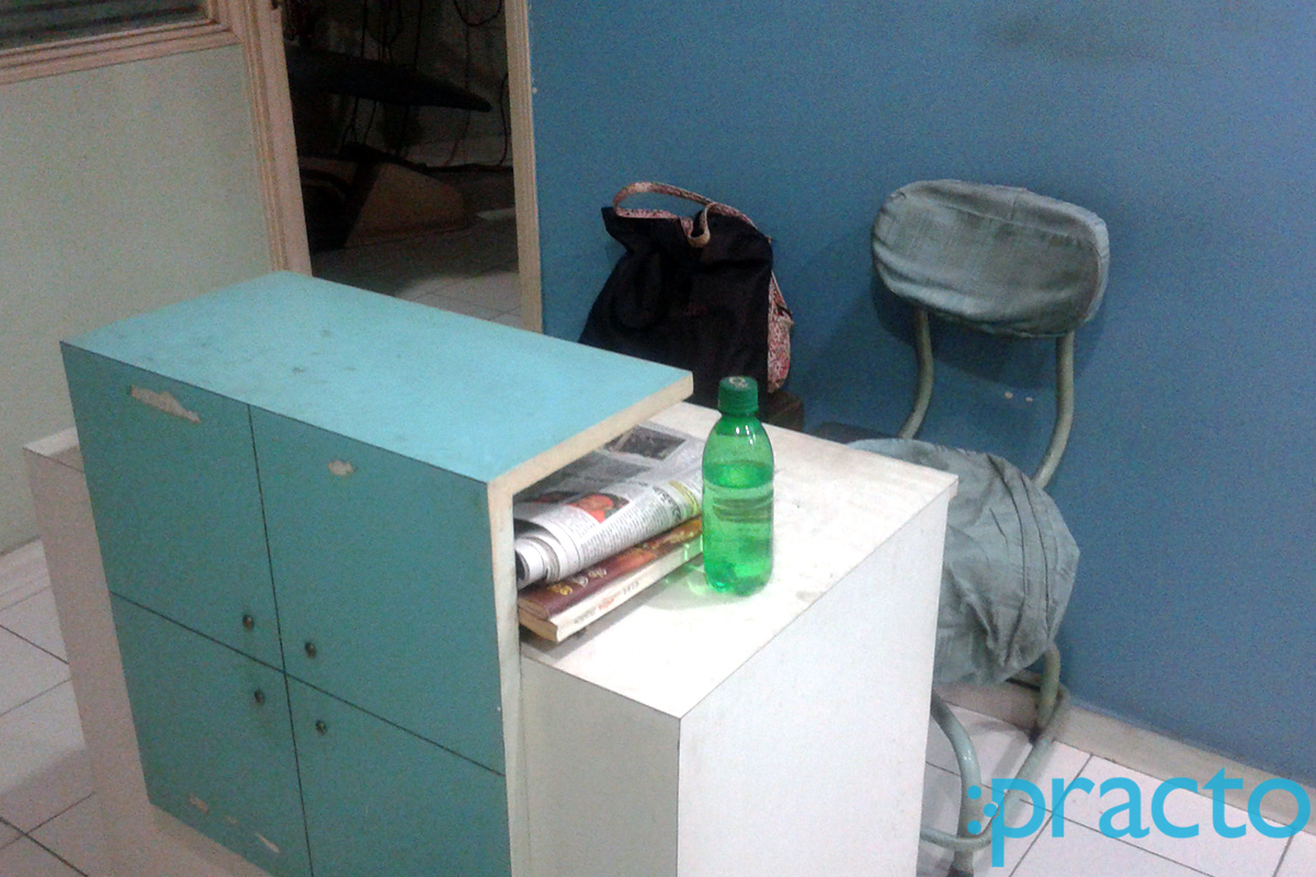 Reception at Dental Care Golf Green Kolkata