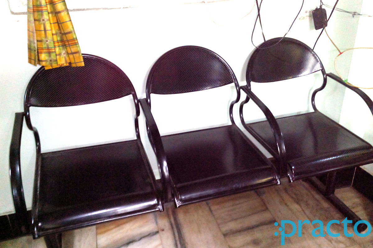 Waiting Area at Amol Romola Medical Centre Behala Kolkata