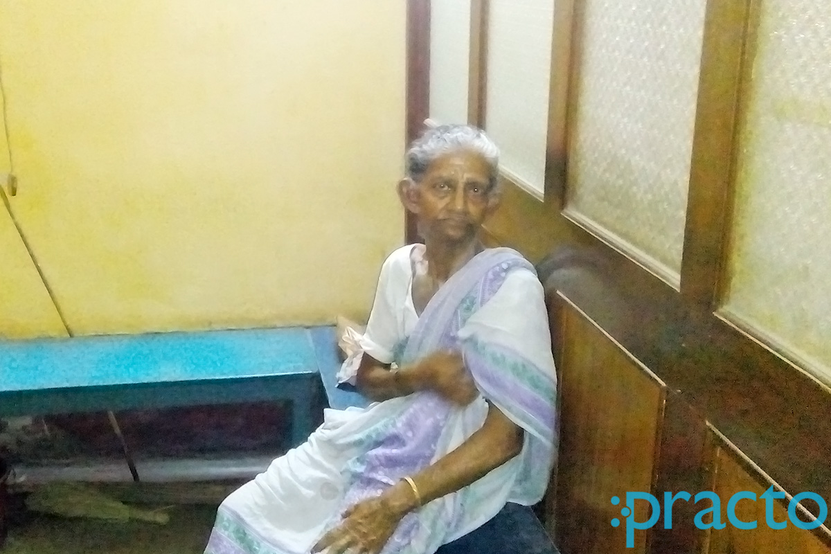 Waiting Area at Dr. P.K Roy Clinic Beliaghata Kolkata
