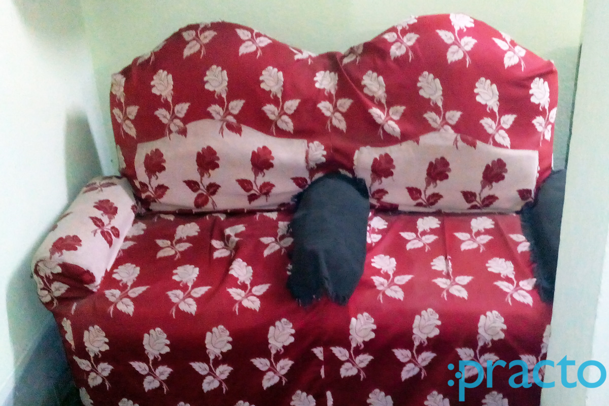Waiting Area at Dr. Lahiri's Clinic (Resident) Parnasree Pally Kolkata