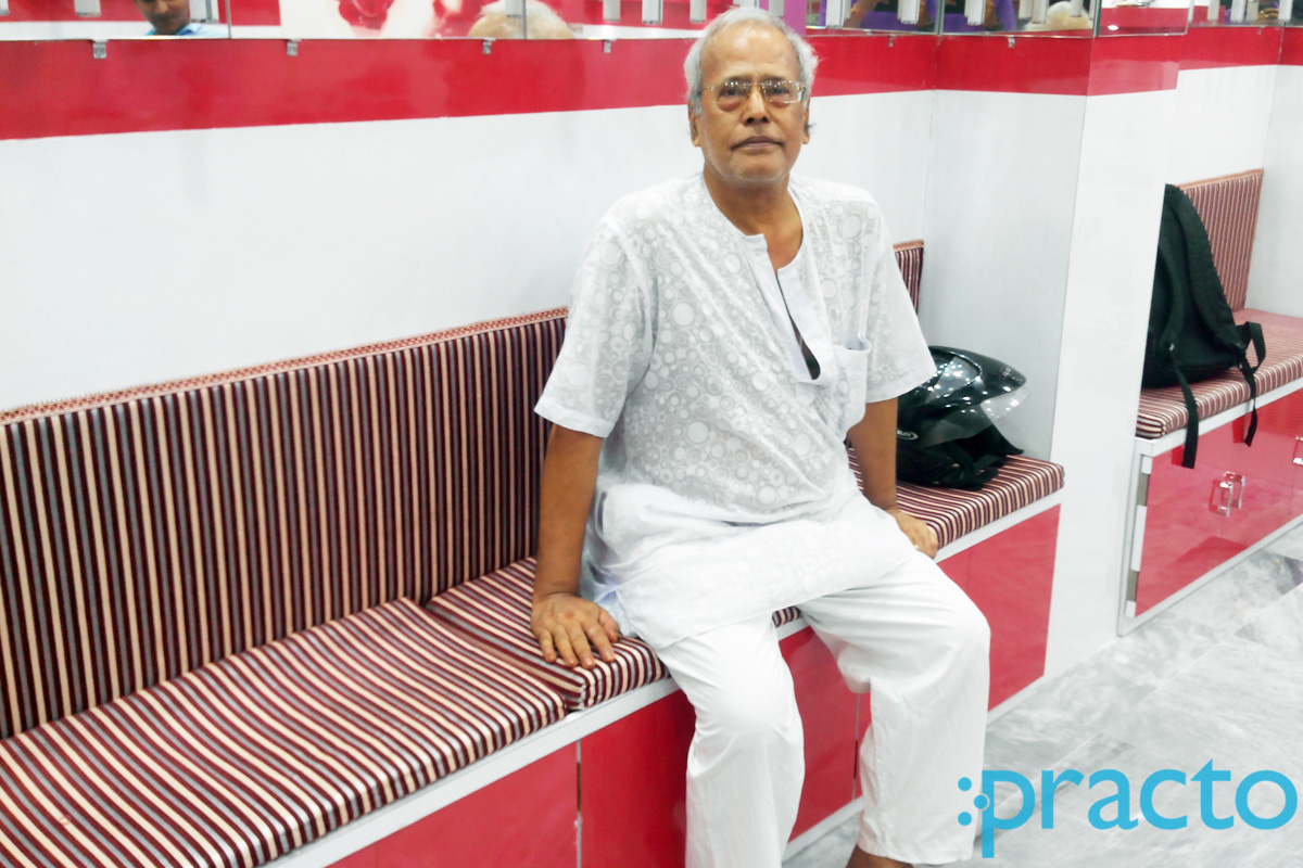 Waiting Area at New Eye Vision Parnasree Pally Kolkata