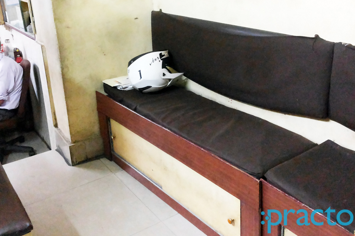 Waiting Area at Gupta Clinic Entally Kolkata