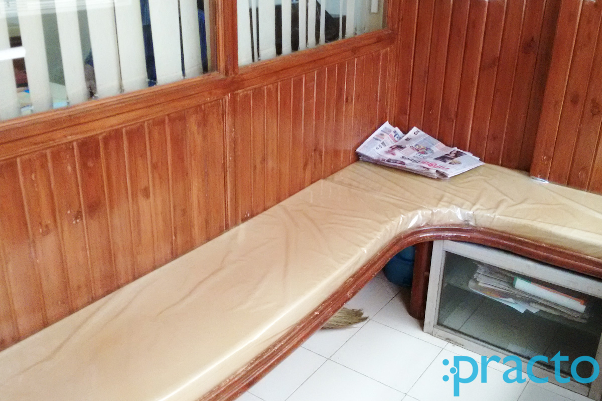 Waiting Area at Dr.Manoj Gidiya Homeo Clinic Nashik Road Nashik
