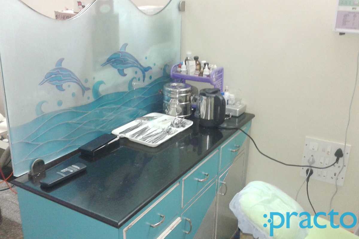 Services at Dental Care and Implementation Centre Canada Corner Nashik