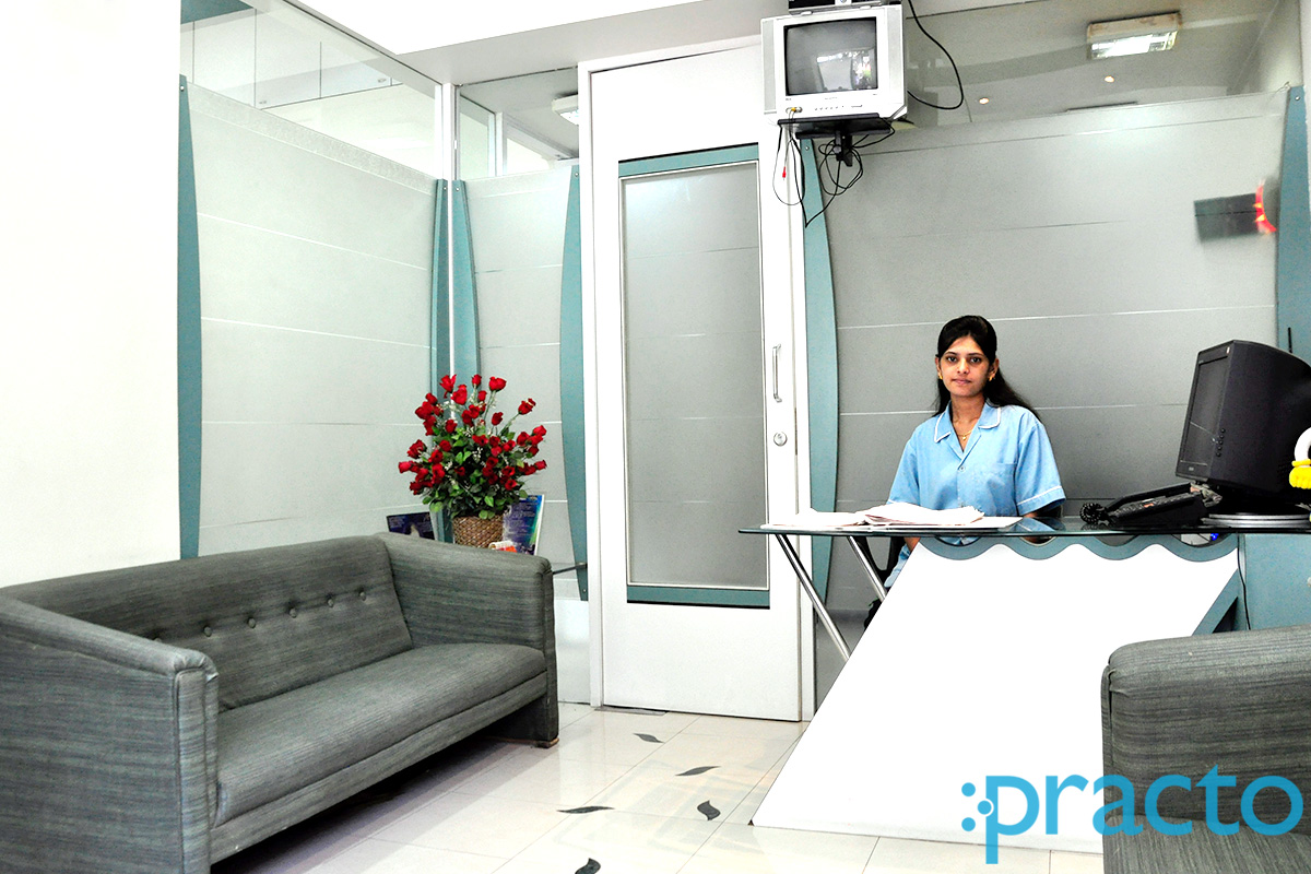Waiting Area at Om Dental Clinic Market Yard Pune