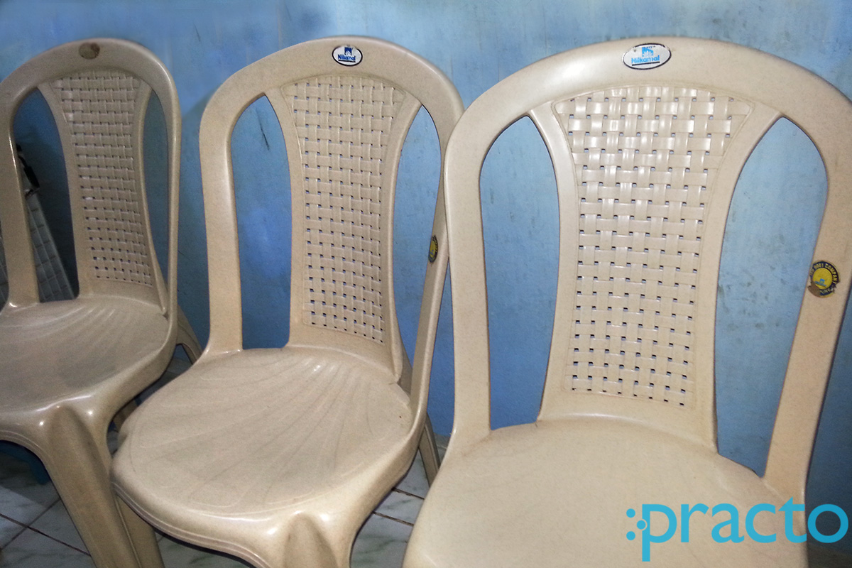 Waiting Area at Jamuna Physiotherapy Choolaimedu Chennai
