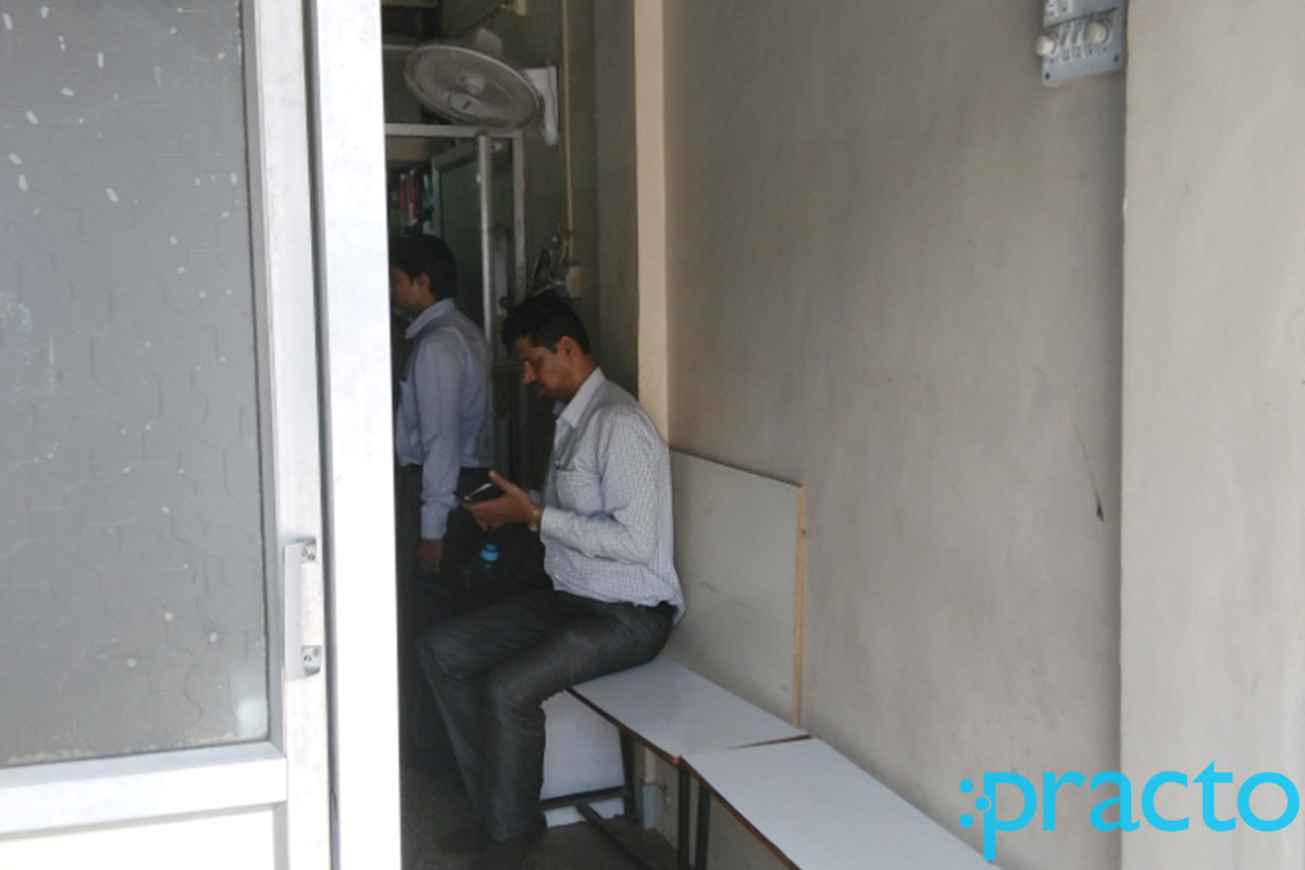 Waiting Area at Shree Sai Clinic Model Colony Pune