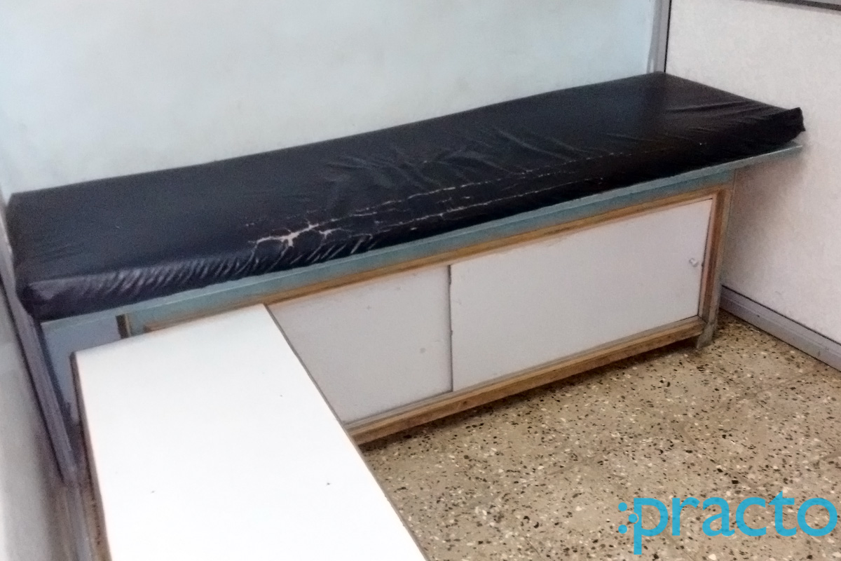 Waiting Area at Kulkarnis Clinic Nashik Road Nashik