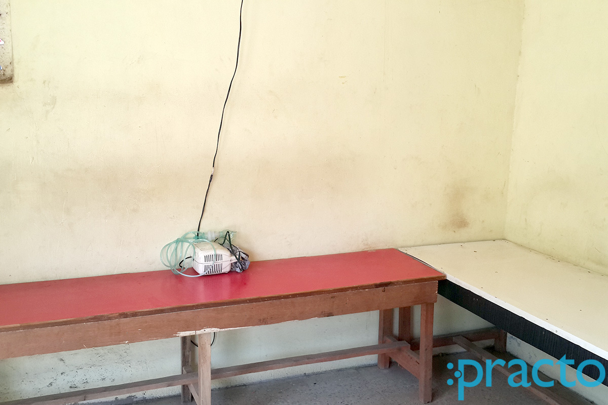 Waiting Area at Chaitanya Clinic Sanjeev Nagar Nashik