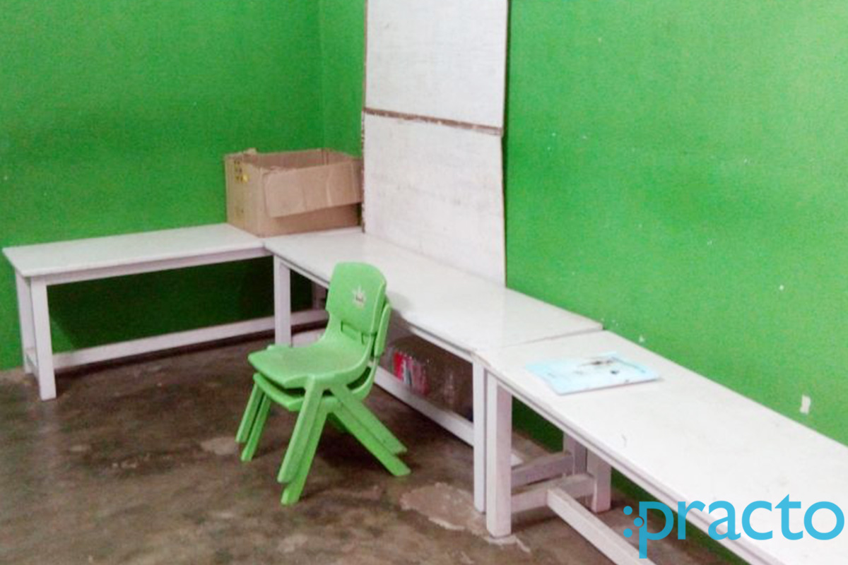 Waiting Area at Sri Vinayaga Speciality Clinic Villivakkam Chennai