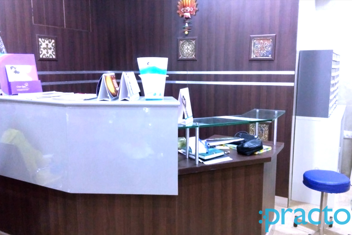 Reception at OBG Health Point Periyar Nagar Chennai