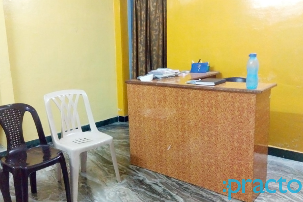Reception at Care Well Clinic Jawahar Nagar Chennai