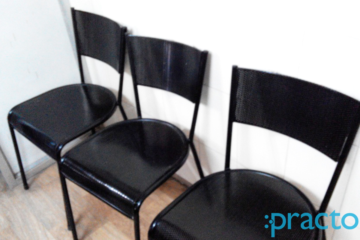 Waiting Area at Complete Care Physiotherapy and Pain Relief Centre Ayanavaram Chennai