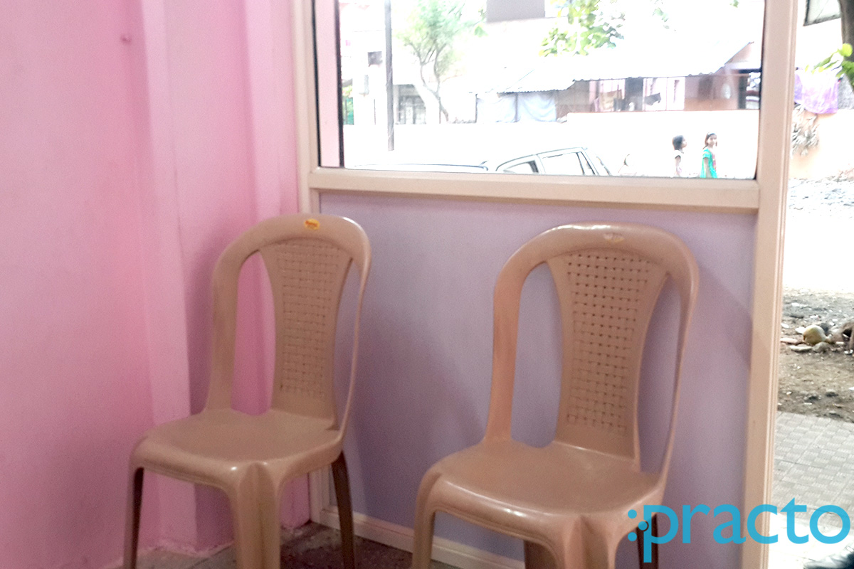 Waiting Area at Shree Clinic Uttam Nagar Nashik