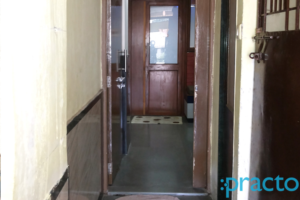 Entrance at Akshaya Dental Clinic Mukund Nagar Pune