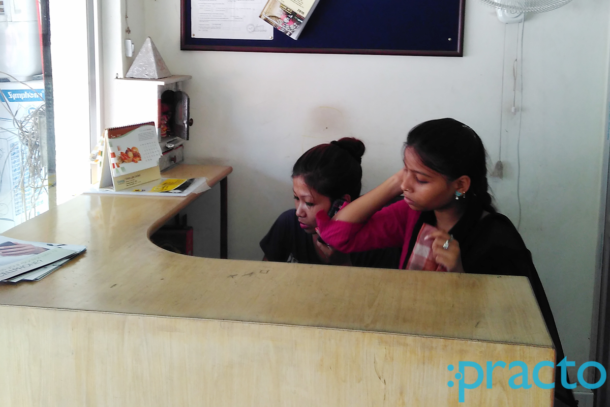 Reception at Urolife Polyclinic & Diagnostics Munirka Delhi