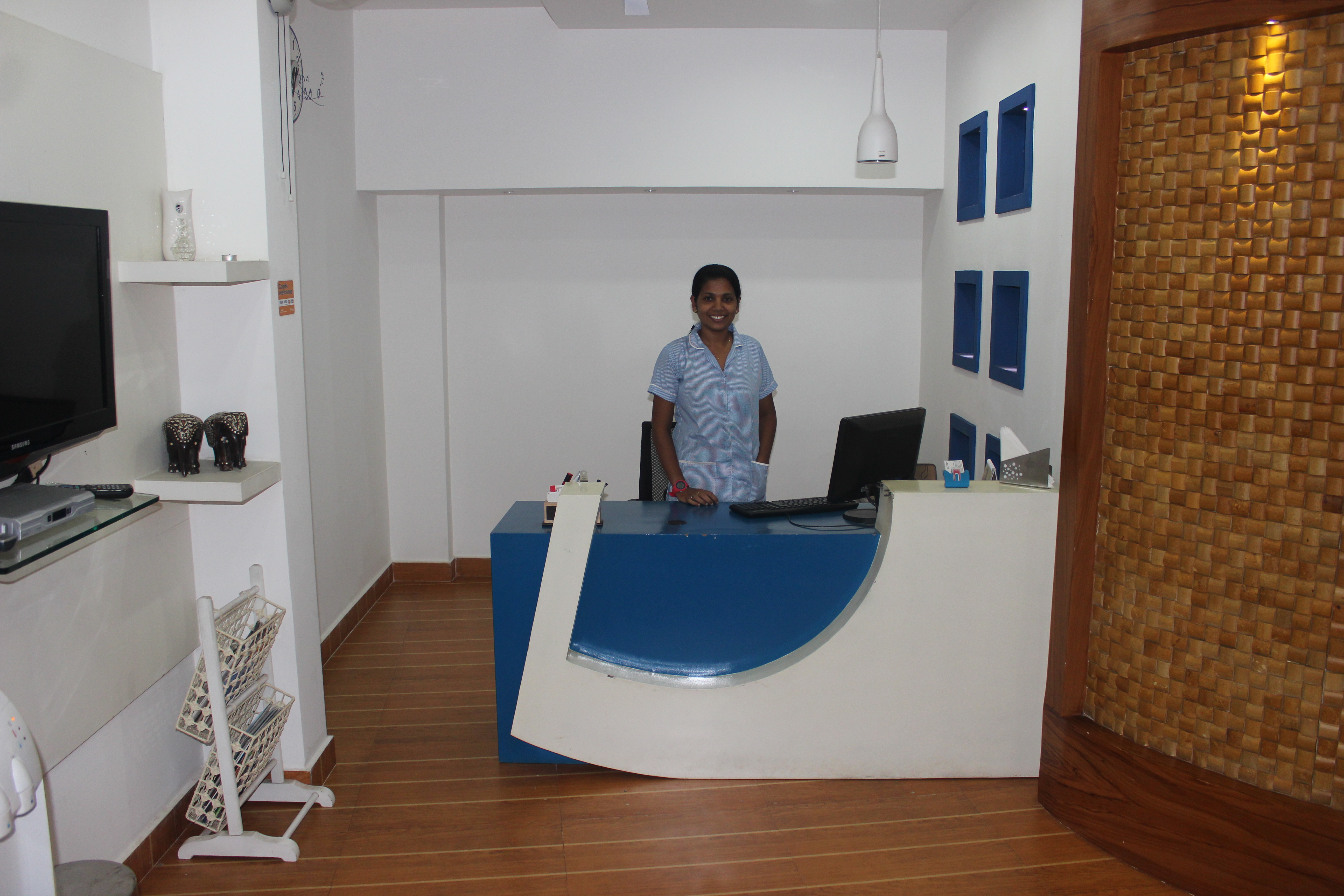 Reception at Dr. Madhu's Dental Care Edapally Ernakulam