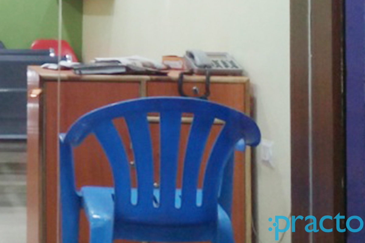 Reception at Enamel Dental clinic Periyar Nagar Chennai