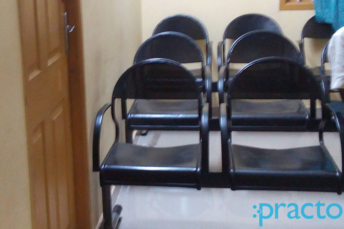Waiting Area at S.M Clinic Madhavaram Chennai