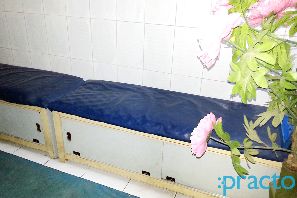 Waiting Area at Yogis Dental Harrington Road Chennai