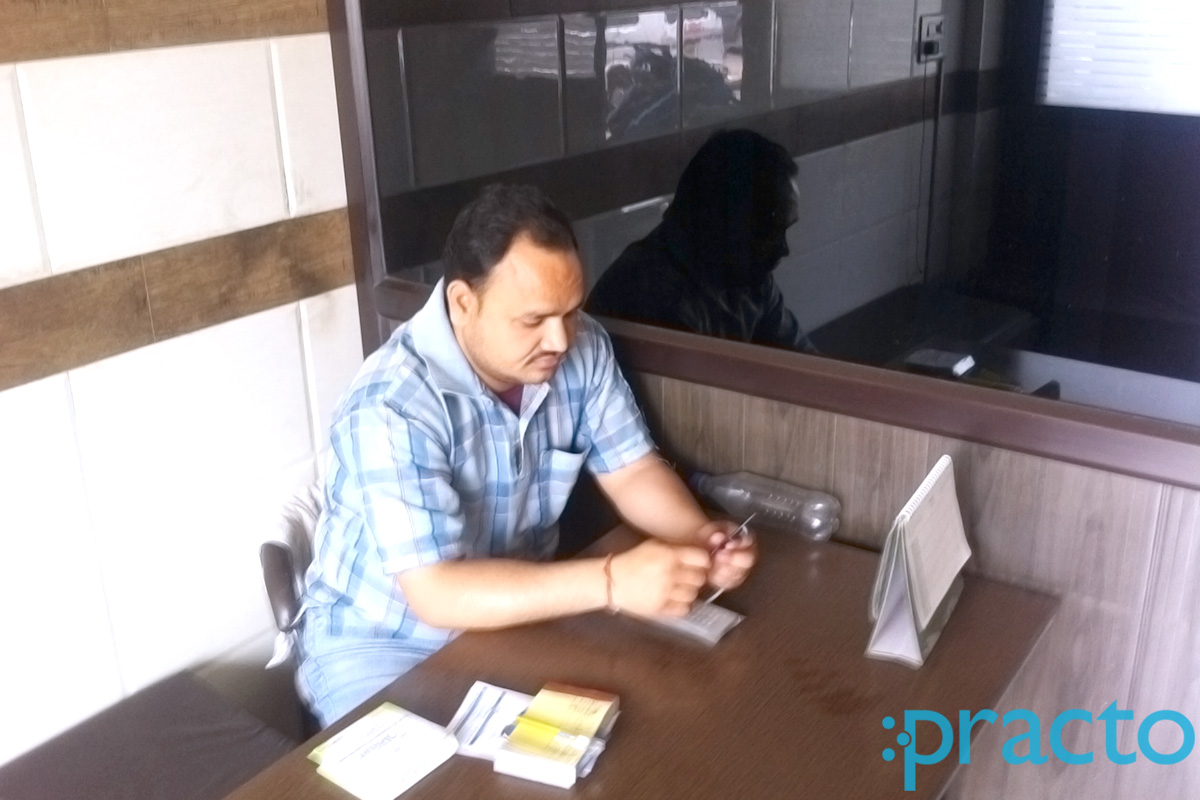 Dr. Prashant Jain Clinic Sanjay Place Agra