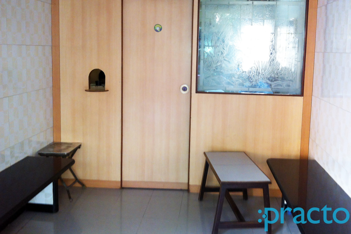 Waiting Area at Shree Vallabha Clinic Kandivali West Mumbai