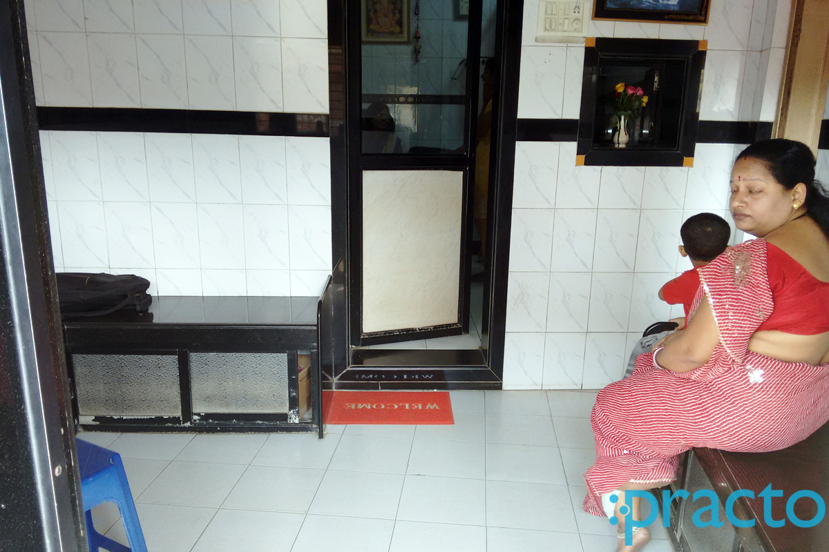 Entrance at Dr. Dipti H Goimawala's Clinic Malad East Mumbai