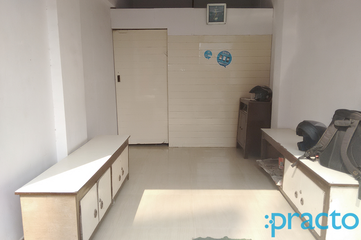 Waiting Area at Dr. B.K. Vinchhi's Clinic Malad East Mumbai