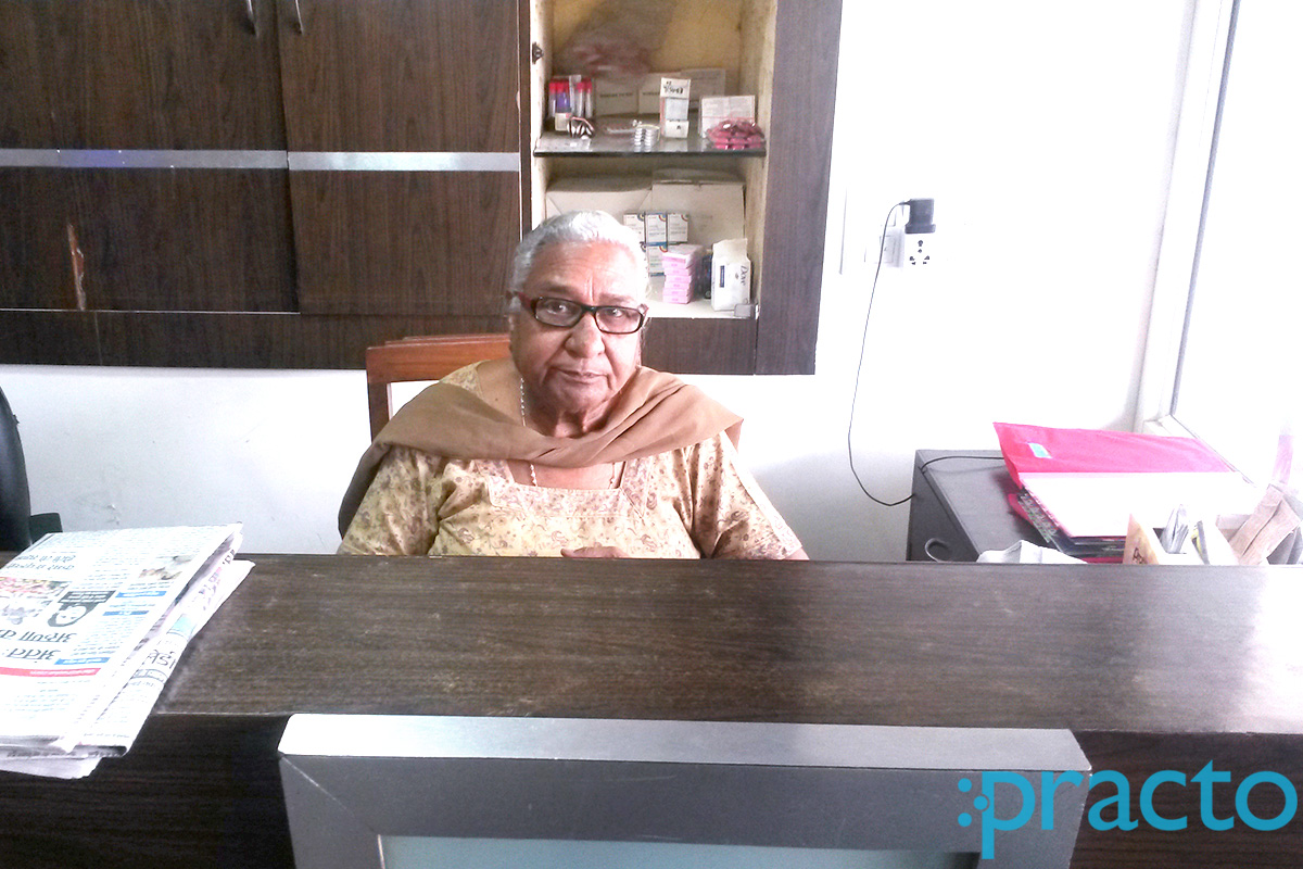 Reception at Dr. Paul's Clinic Sector 23 Chandigarh