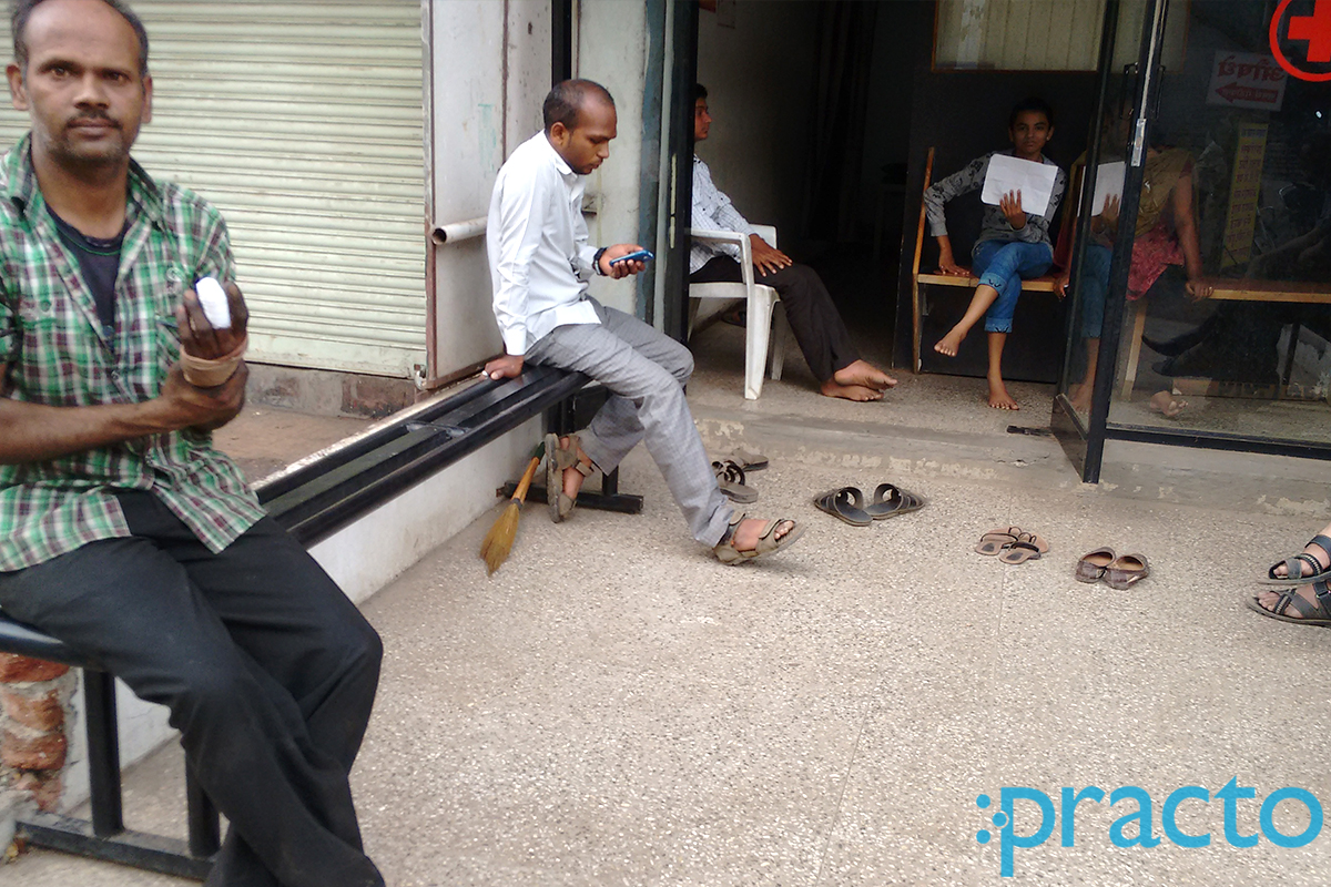 Waiting Area at Matoshree Clinic Trimurti Chowk Nashik